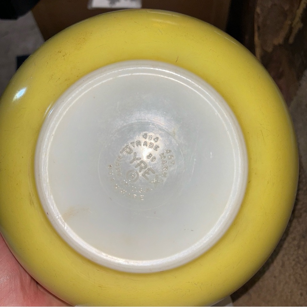 Pyrex Mixing Bowl Set - Picture 4 of 14